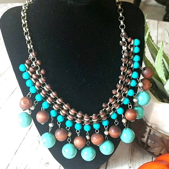 Fashion jewelry, Teal and wooden necklace - Picture 2 of 2